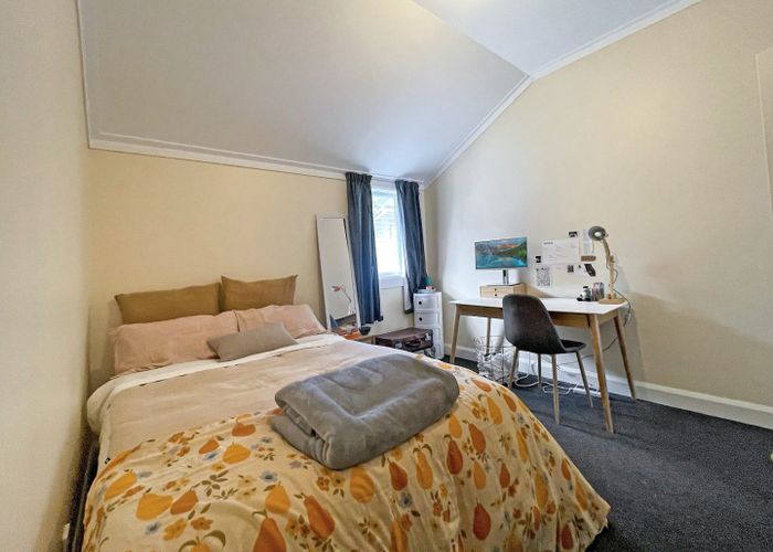  at B/17 Hankey Street, Mount Cook, Wellington, Wellington