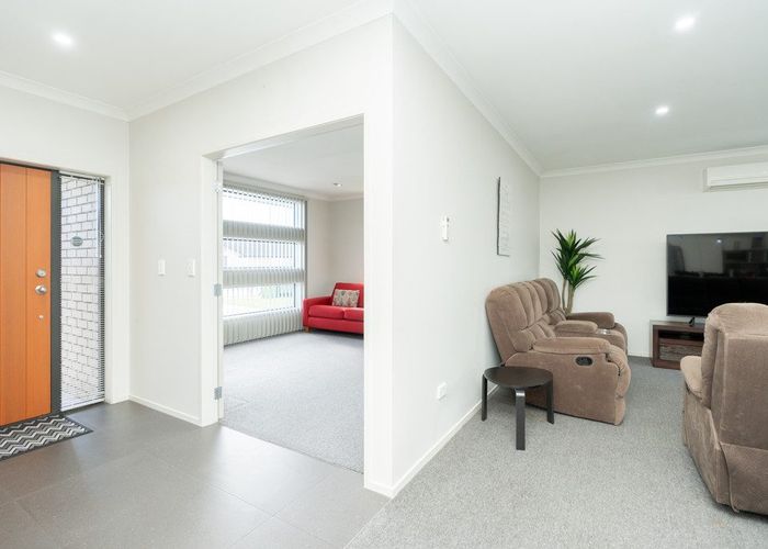  at 3 Denham Court, Flagstaff, Hamilton