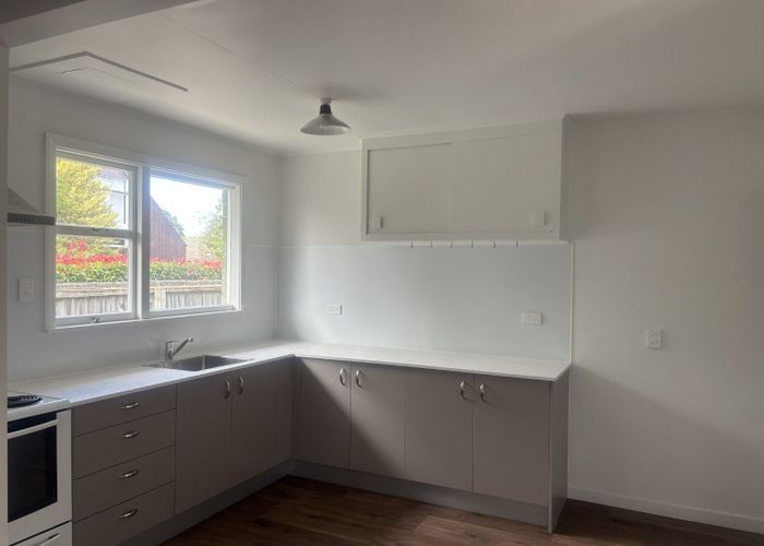  at 2/30 Creyke Road, Ilam, Christchurch City, Canterbury