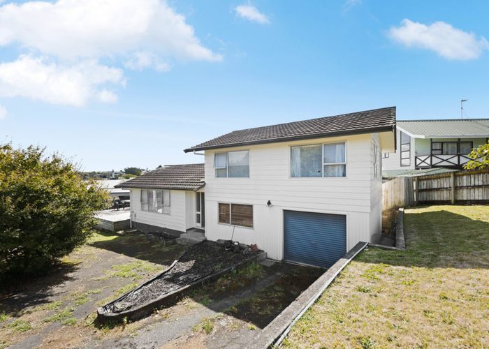  at 27 Tattersfield Place, Dinsdale, Hamilton