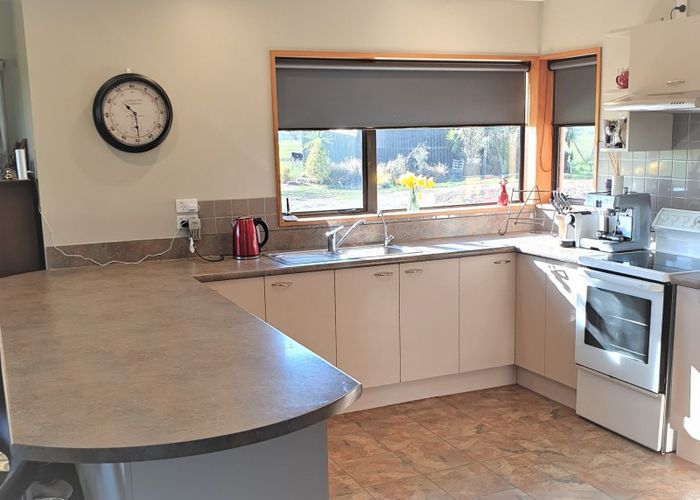  at 138 Lynch Road, Levels