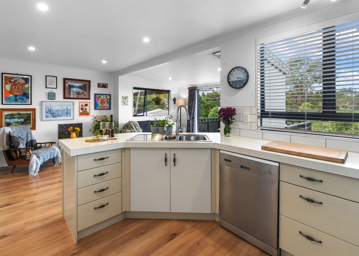  at 28 Fitzwilliam Drive, Torbay, Auckland
