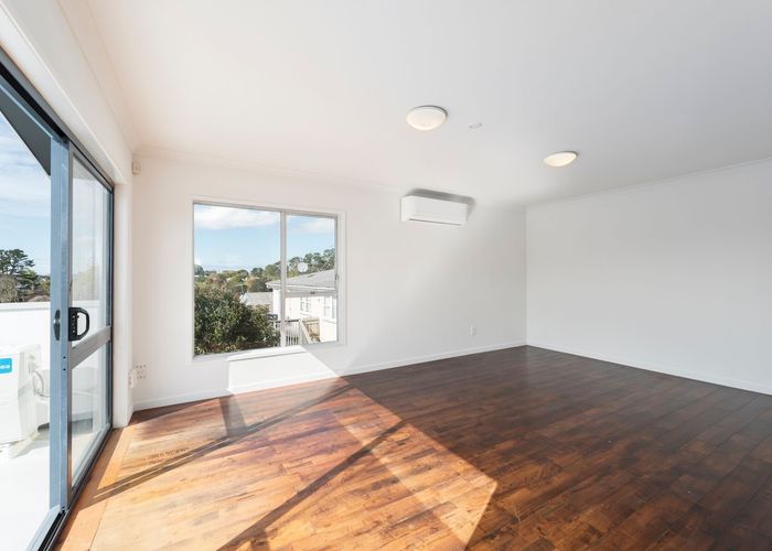 at 3 Spargo Road, Massey, Waitakere City, Auckland