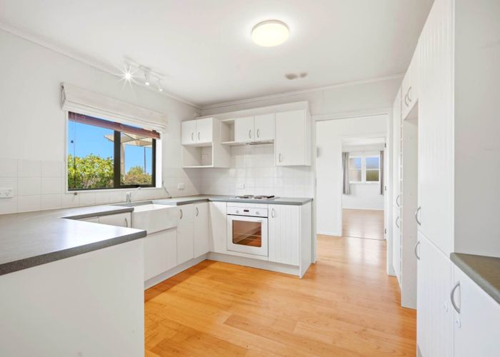  at 938 East Coast Road, Northcross, North Shore City, Auckland