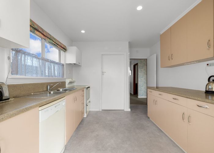  at 405 Breezes Road, Aranui, Christchurch City, Canterbury
