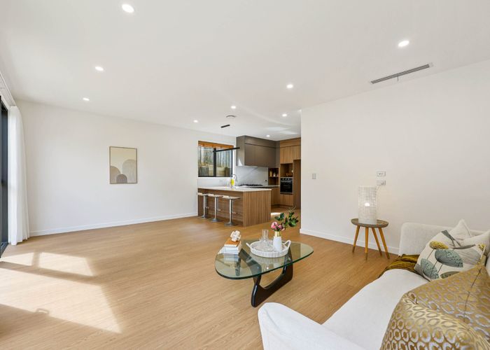  at 13E King Richard Pl, Browns Bay, North Shore City, Auckland