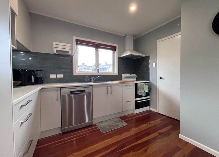  at 16 MacKenzie Street, Te Atatu South, Waitakere City, Auckland