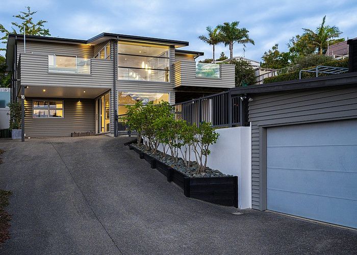 at 18 Beulah Avenue, Rothesay Bay, Auckland