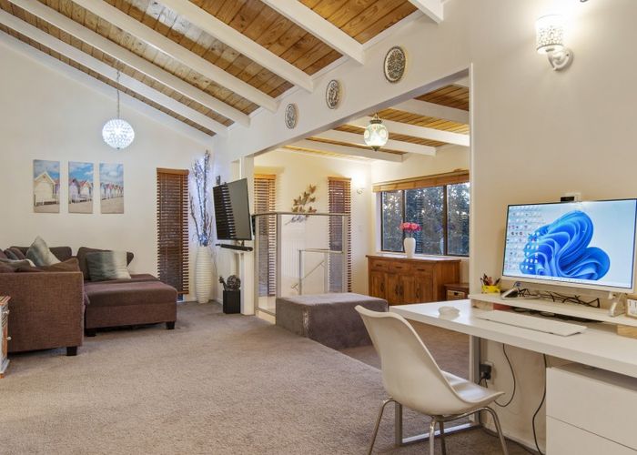  at 10 Neil Place, Gate Pa, Tauranga