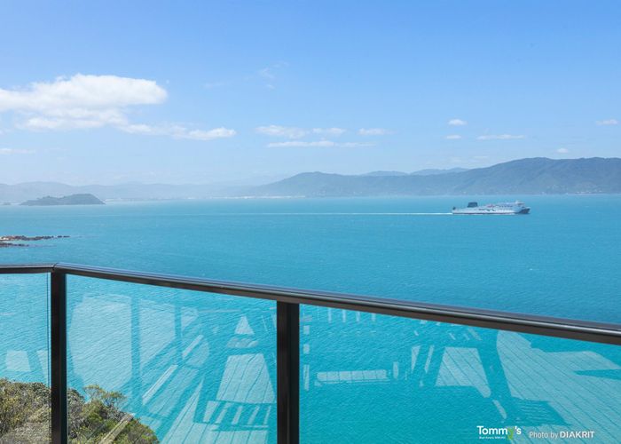 at 20 Napier Street, Karaka Bays, Wellington
