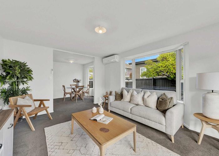  at 2/166 Rocking Horse Road, South New Brighton, Christchurch City, Canterbury