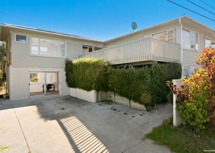  at 50 Arran Road, Browns Bay, North Shore City, Auckland