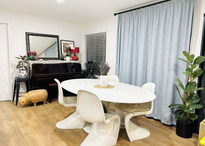  at 13 Sunward Rise, Glenfield, Auckland