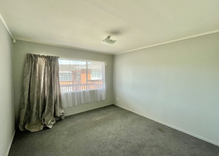  at 2/14 Mcdonald Crescent , Mount Wellington, Auckland City, Auckland