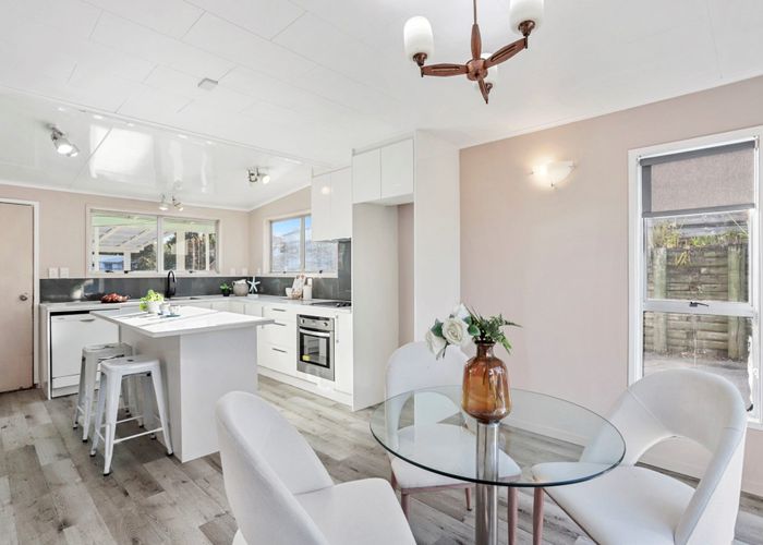  at 81 Goodall Street, Hillsborough, Auckland