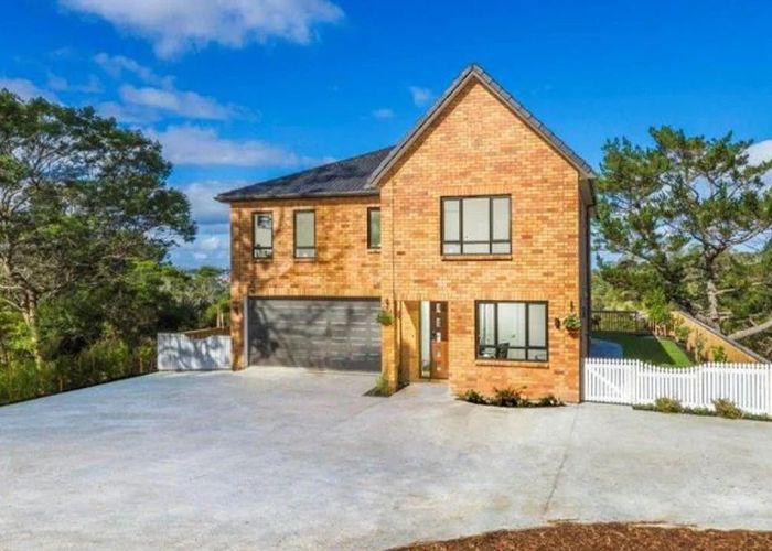  at 81 Paremoremo Road, Lucas Heights, Auckland