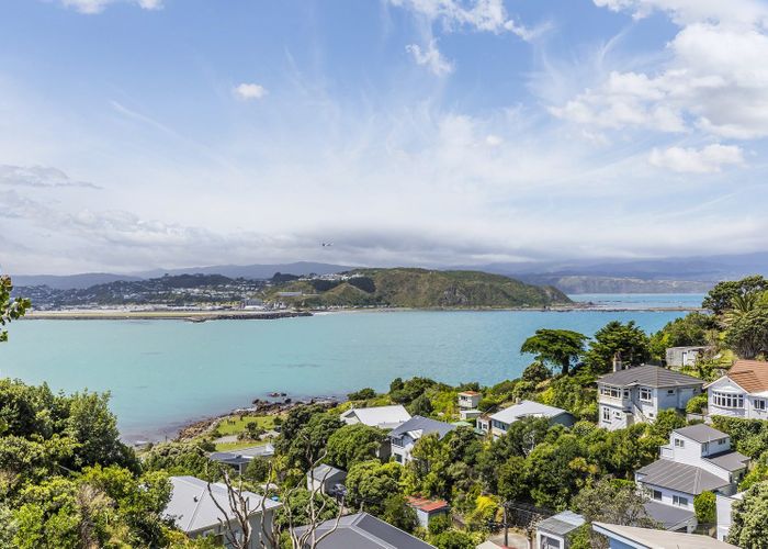  at 24 Hungerford Road, Lyall Bay, Wellington, Wellington