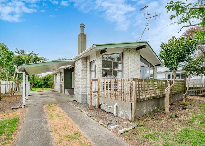  at 83 Donovan Road, Paraparaumu Beach, Kapiti Coast, Wellington