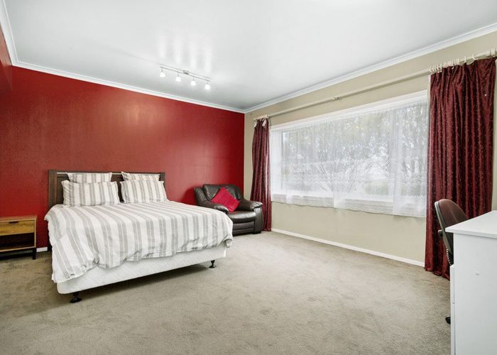  at 11 Camellia Terrace, Maungaraki, Lower Hutt, Wellington