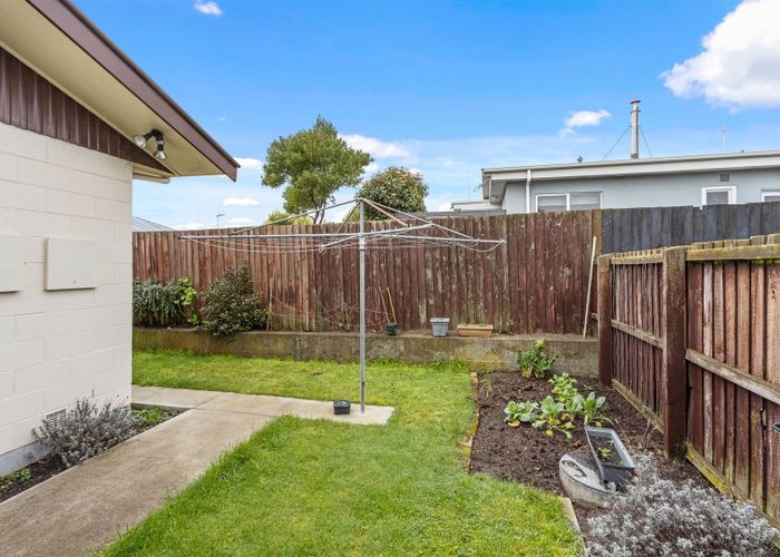  at 873A Beach Road, Waiake, Auckland