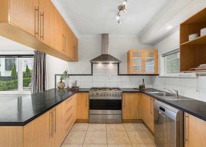  at 15 Roa Road, Fendalton, Christchurch