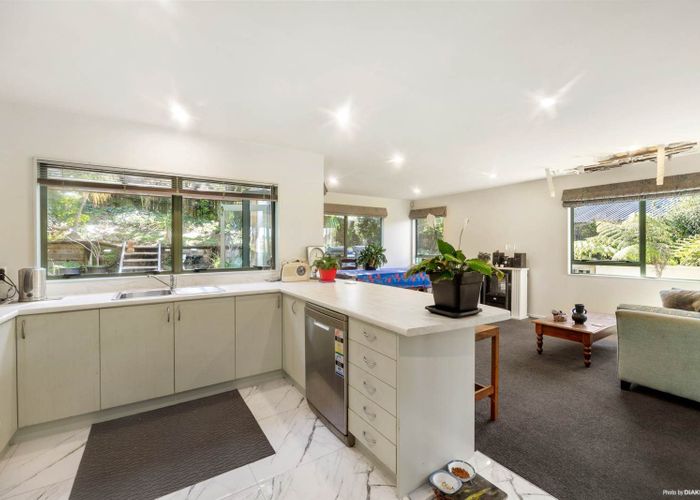  at 19 Lagoon Way, West Harbour, Waitakere City, Auckland