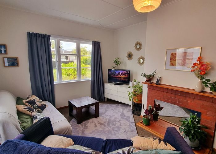  at 3 Brown Grove, Fairfield, Lower Hutt, Wellington