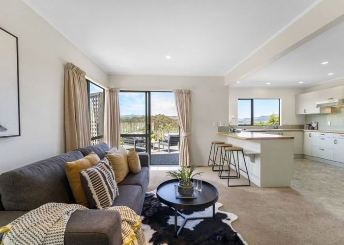  at 5 Padstow Pl, Camborne, Porirua, Wellington