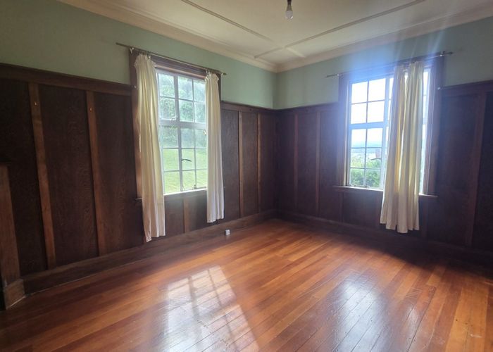  at 51A Barnard Street (Upper), Wadestown, Wellington, Wellington