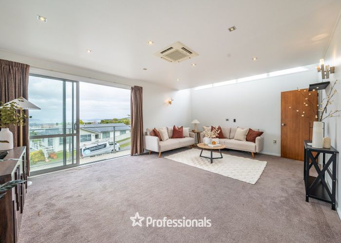  at 3 Lone Tree Grove, Kelson, Lower Hutt, Wellington