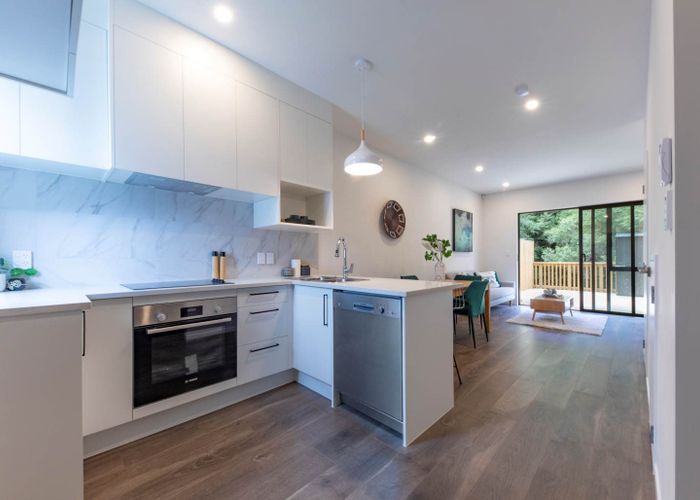  at 102C Rosier Rd, Glen Eden, Waitakere City, Auckland