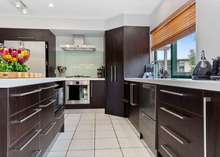  at 30 Simon Owen Place, Golflands, Manukau City, Auckland