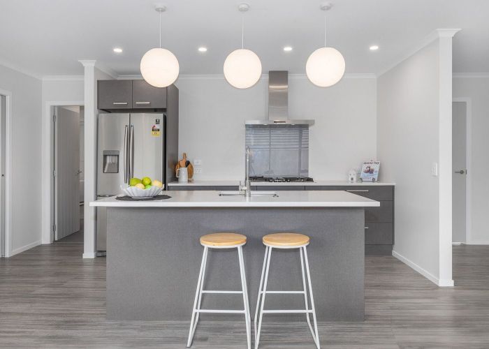  at 22 Queen Charlotte Drive, Aotea, Porirua