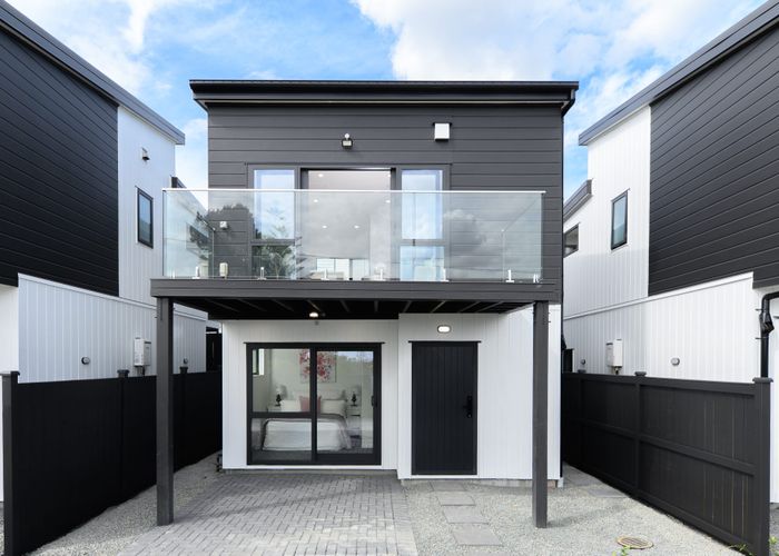  at 4/24 Endeavour Street, Blockhouse Bay, Auckland City, Auckland