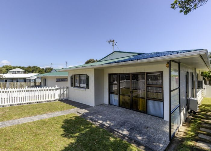  at 2/5A Tahurangi Place, Spotswood, New Plymouth, Taranaki