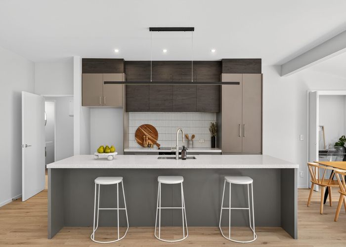  at 48 Wakatu Avenue, Redcliffs, Christchurch City, Canterbury