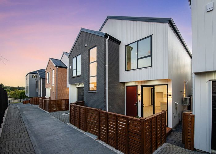  at Lot 4/121 White Swan Road, Mount Roskill, Auckland City, Auckland