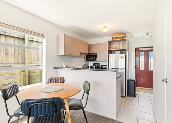  at 5/14 Tireti Road, Titahi Bay, Porirua, Wellington