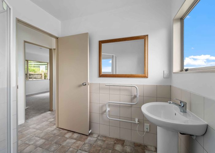  at 38A Donovan Ave, Massey, Waitakere City, Auckland