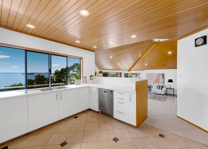  at 16 Tainui Road, Cockle Bay, Manukau City, Auckland