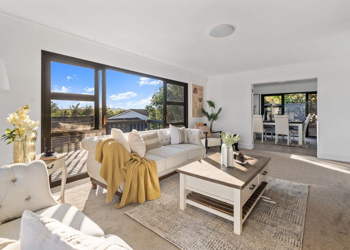  at 50 Norman Lesser Drive, Saint Johns, Auckland