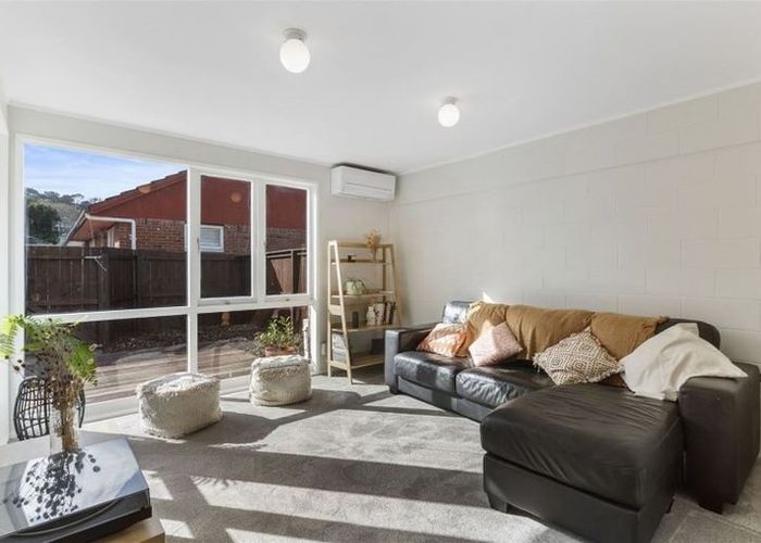  at 5/92 Owairaka Avenue, Owairaka, Auckland