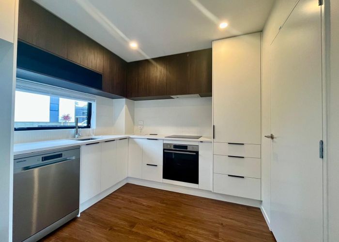  at 9/79 Edmonton Road, Henderson, Waitakere City, Auckland
