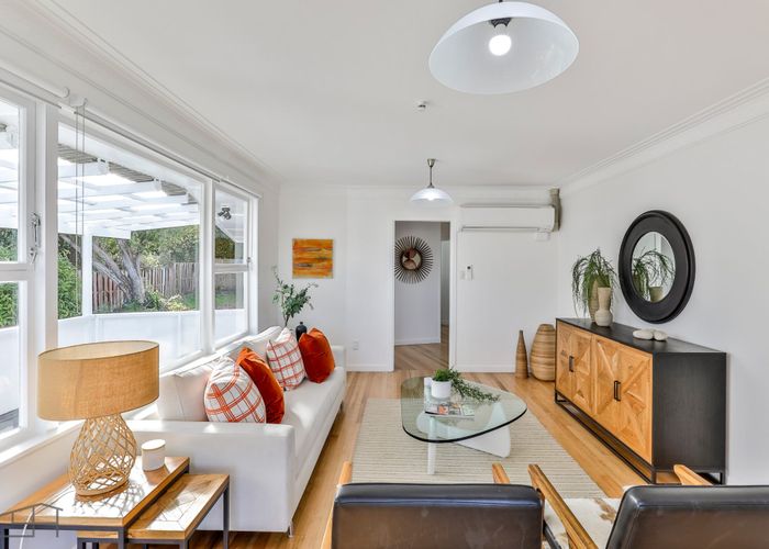  at 11 Tara Road, Henderson, Waitakere City, Auckland
