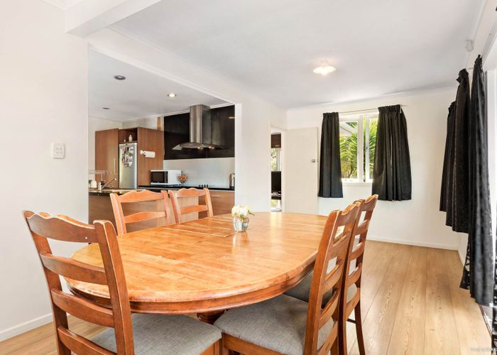  at 18 Allen Street, Mangere East, Auckland