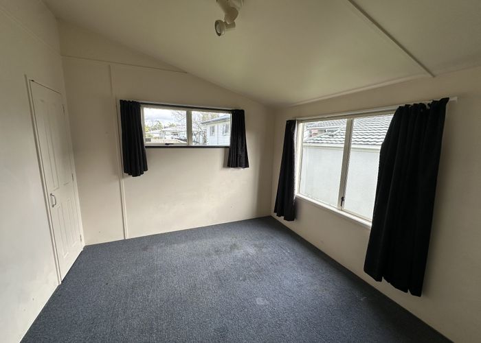  at 10 Swanson Road, Henderson, Waitakere City, Auckland