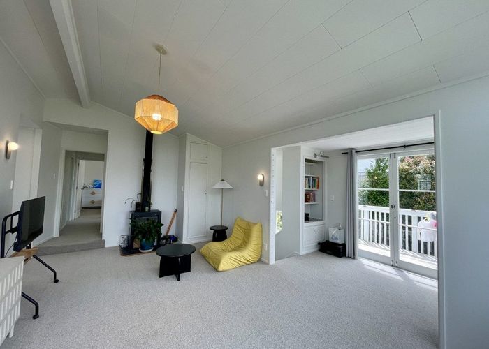  at 156 Carlisle Road, Northcross, North Shore City, Auckland