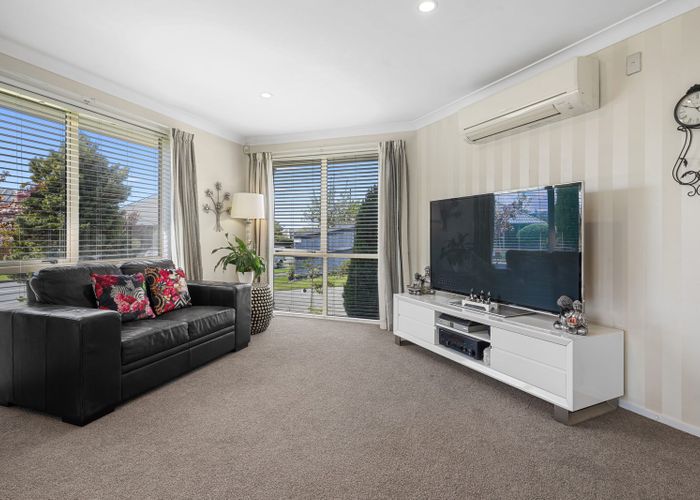  at 2 Glencullen Drive, Casebrook, Christchurch