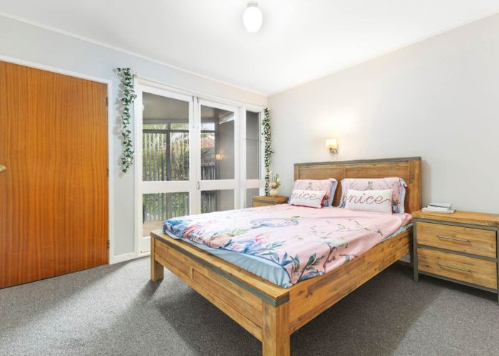  at 2/232 St George Street, Papatoetoe, Manukau City, Auckland