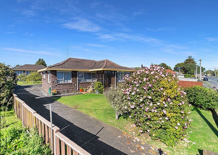 Free property data for 1/20 Shakespeare Road, Milford, Auckland homes